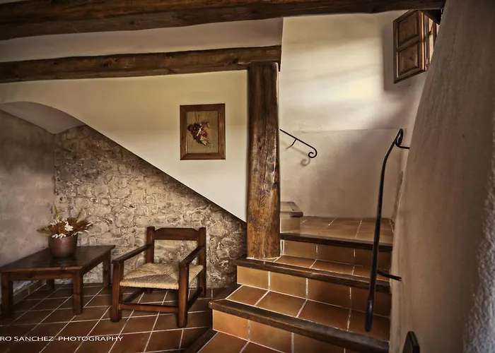 Castell D'orpi Landhaus *